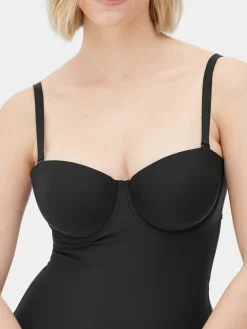 Body Gainant En Lycra Avec Bonnets Intégrés