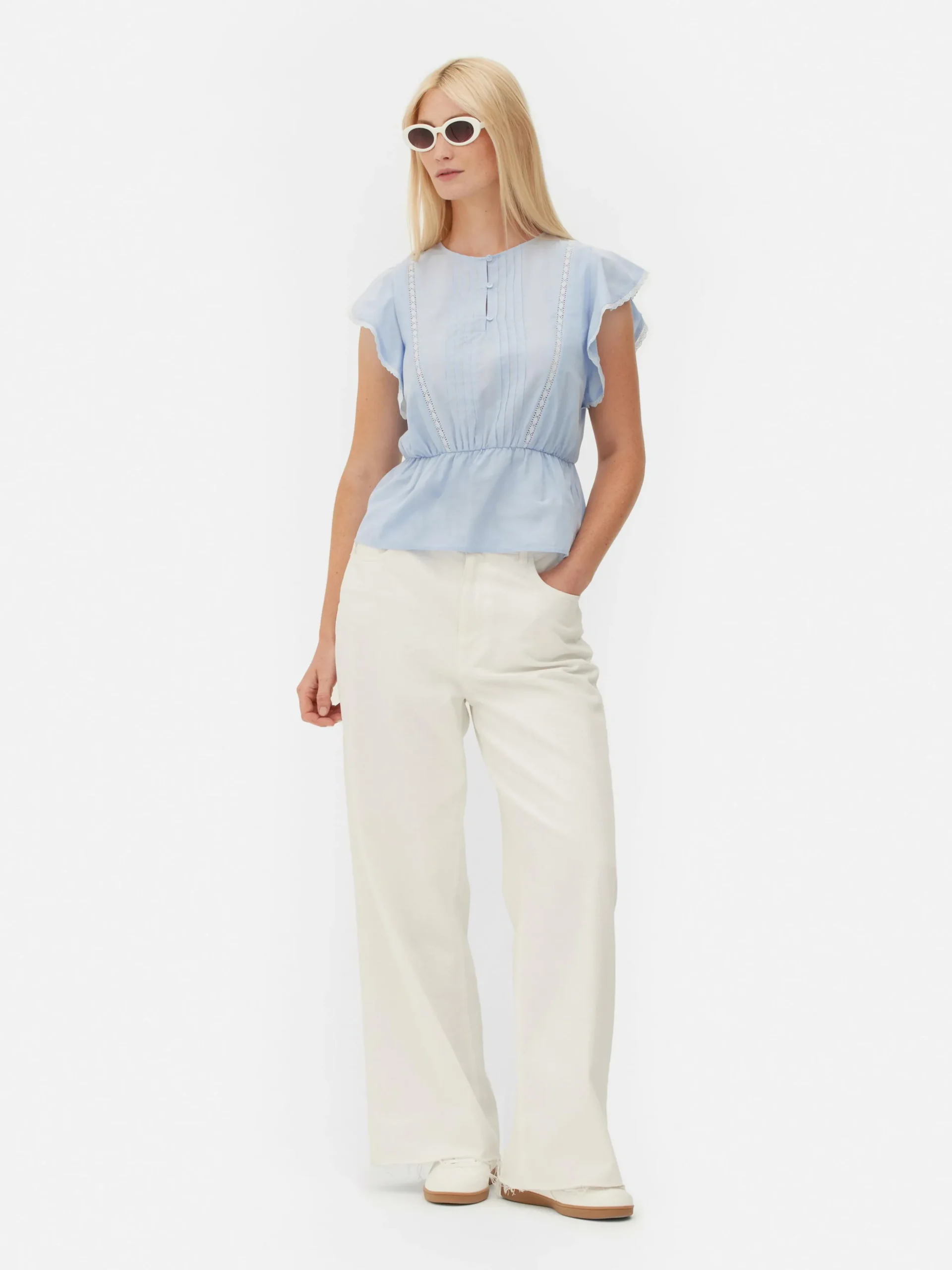 Haut Sans Manches En Broderie Anglaise
