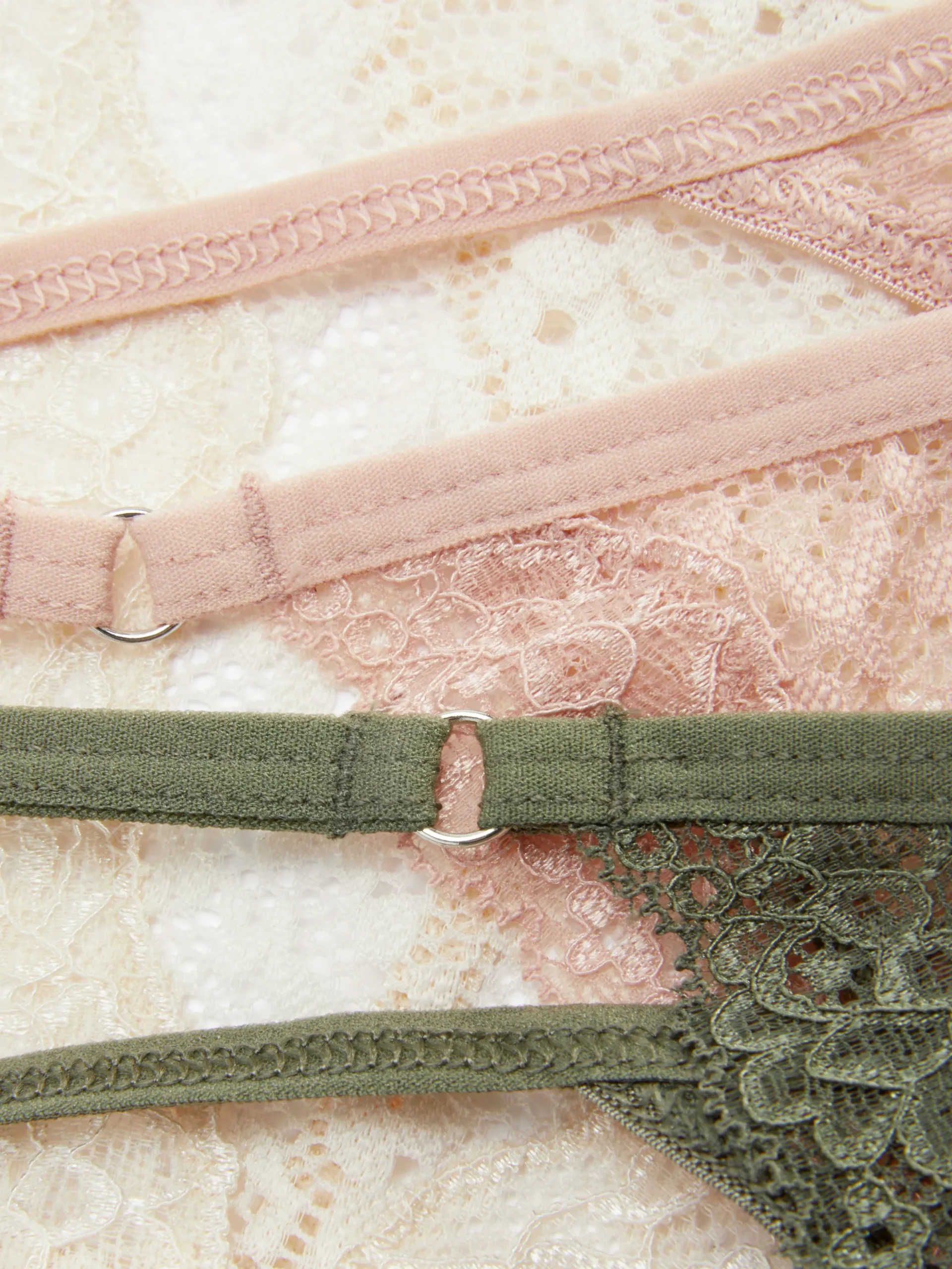 Lot De 3 Strings En Dentelle
