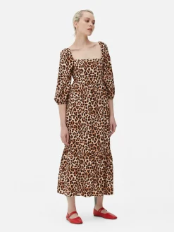 Robe Mi-longue à Motif Léopard Et à Encolure Carrée