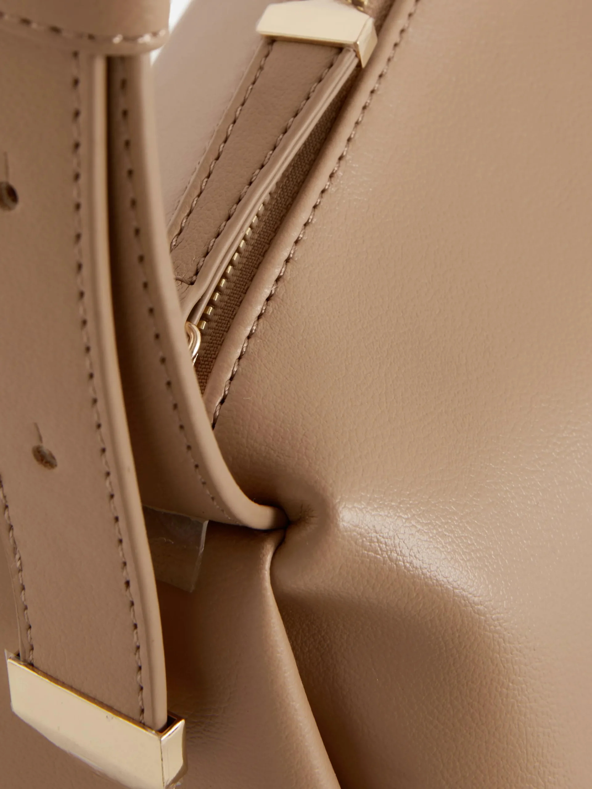 Sac à Bandoulière Sculptural