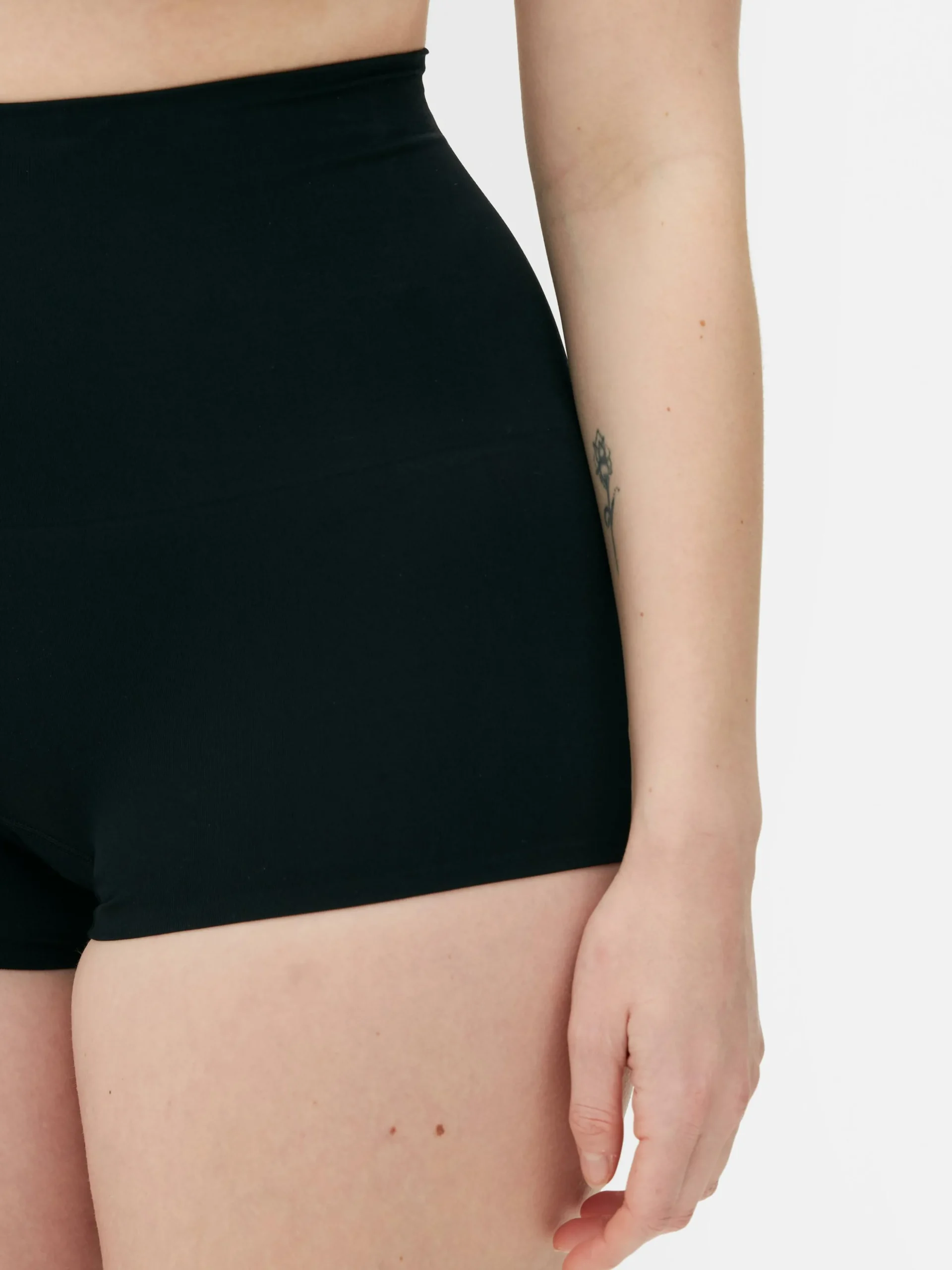 Short Sculptant Sans Coutures