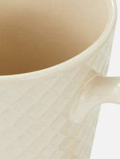 Tasse En Relief Pour Le Petit-déjeuner