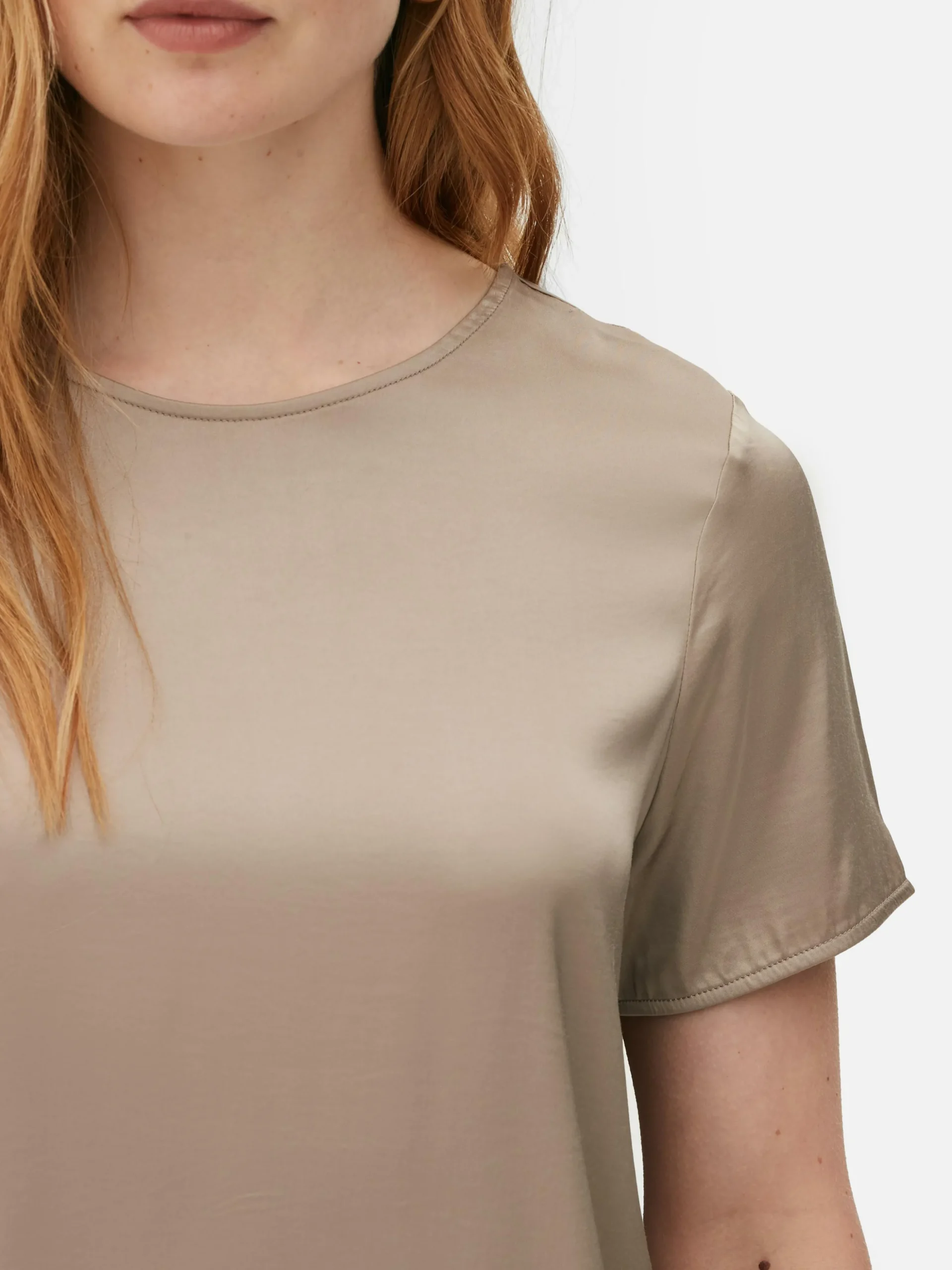 T-shirt En Satin à Manches Courtes The Edit